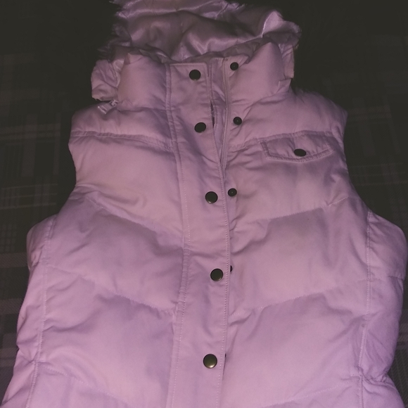 Banana Republic Jackets & Blazers - Banana Republic Puffer Vest